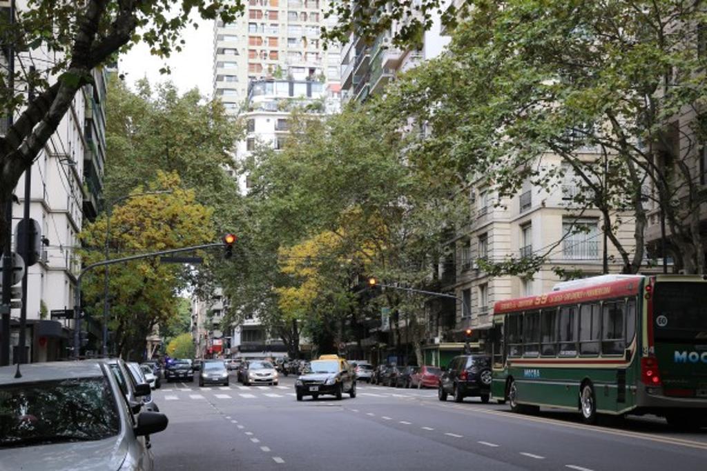 Sunny Recoleta Apartment Buenos Aires Bagian luar foto